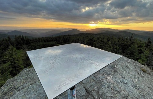 Roznava Apartment | Beautiful poolside oasis - Apartment Gemer