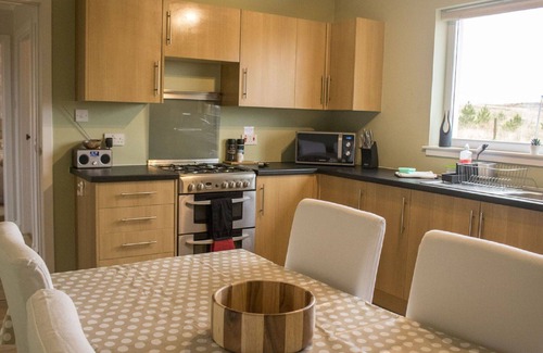 Caroy House | Beautiful private villa for 4 people with WIFI, TV and parking