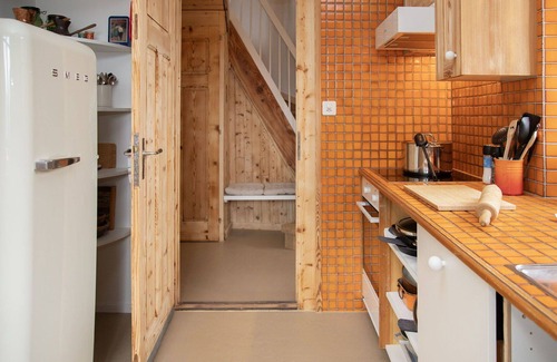 Leytron House | Beautiful private villa for 8 guests with WIFI, TV and patio