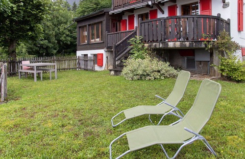 Leytron House | Beautiful private villa for 8 guests with WIFI, TV and patio