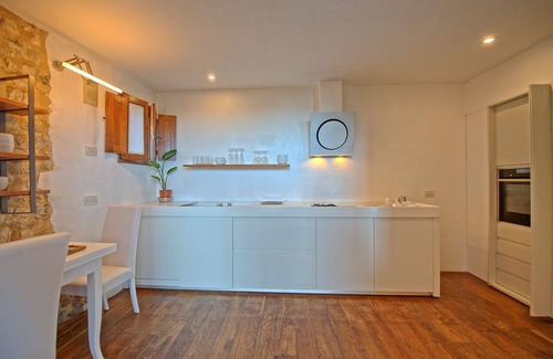 Sesto Fiorentino Villa | Beautiful private villa with WIFI, A/C, private pool, TV, veranda, panoramic view, close to Florence