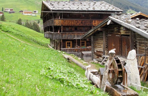 Vorderlanersbach House | Beautiful private villa for 8 people with TV, patio, pets allowed and parking