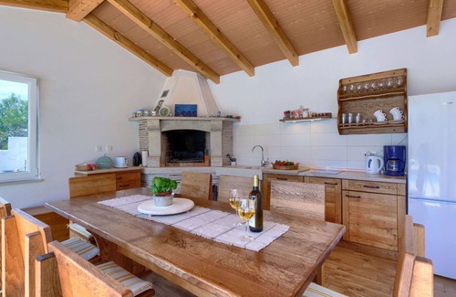 Trgetari House | Beautiful private villa for 8 people with WIFI, A/C, private pool, TV and terrace