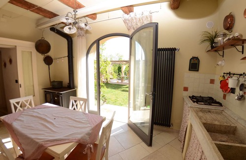 Aiale Villa | Beautiful private villa with WIFI, A/C, private pool, TV, veranda, pets allowed and panoramic view