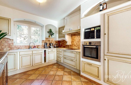 Caunes-Minervois House | Beautiful Provencal house