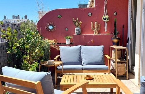 Blancarde Apartment | Beautiful, quiet, bright artist's apartment. South-facing terrace, air conditioning.