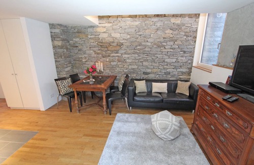 Avegno House | Beautiful, renovated rustico in typical style at the entrance to the Maggia Valley