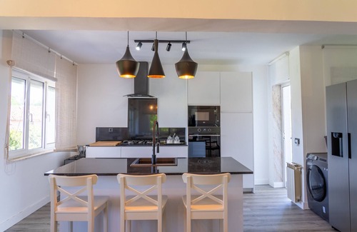 Ceceda Ski Chalet | Beautiful Rural House in Nava