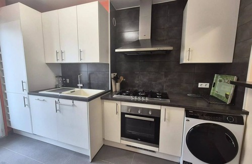 Aix-les-Bains City Center Apartment | Beautiful spacious apartment!