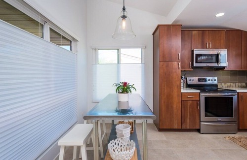 Solana Beach House | Beautiful Spacious Townhouse! Oceanfront Complex Walking Distance To Everything!