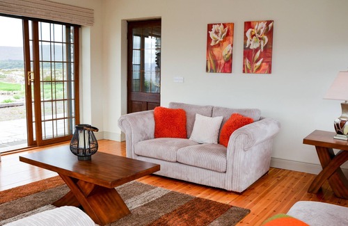 Sneem House | Beautiful stone cottage with sea views