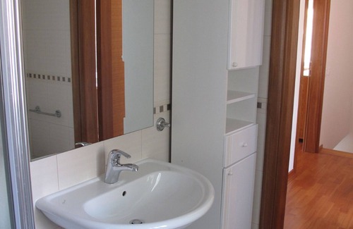 Iz House | Beautiful stone house on an quite croatian island