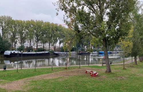 Veeweide Apartment | Beautiful Studio