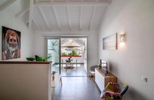 Cul de Sac Apartment | Beautiful suite S2, pool, sea view, Pinel Island