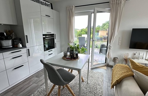 Biebertal Apartment | Beautiful, sun-drenched vacation apartment on the Dünsberg - surrounded by greenery