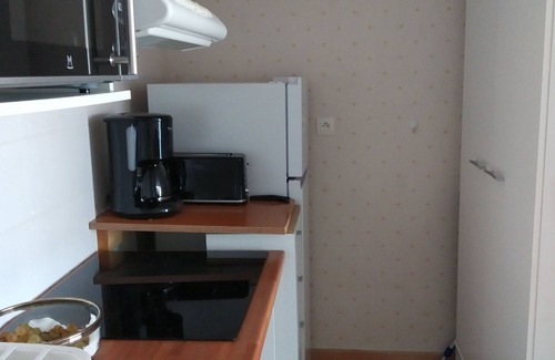 Les Sables d'Olonne Apartment | BEAUTIFUL T2 APARTMENT with secure parking, 8-minute walk to beach, ports, center,