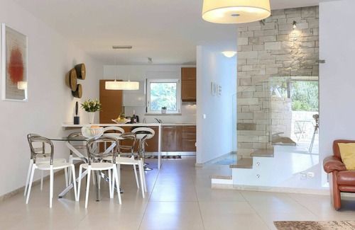 Krizine House | Beautiful villa for 6 people with A/C, private pool, WIFI, TV, terrace and pets allowed