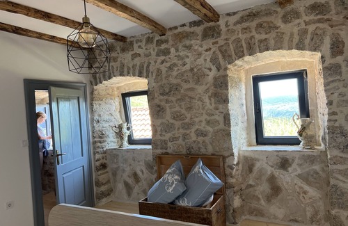 Mojdez Villa | Beautiful villa with pool in a quiet location-20 min from the coast!