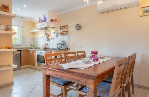 Llucmajor House | Beautiful Villa with Pool, Rooftop Terrace, Patio, Garden, Wi-Fi & Air Conditioning