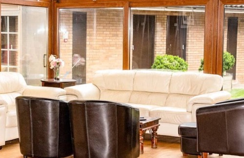 Papworth Everard House | Beautiful Way Inn hotel