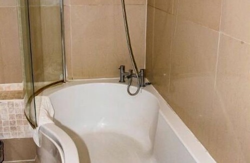 Papworth Everard House | Beautiful Way Inn hotel