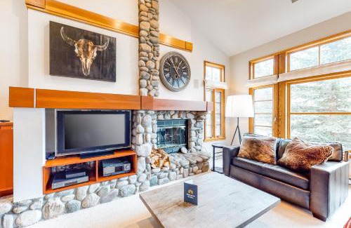 Highlands Townhomes House | Beaver Creeks Meadows Ski-In Ski-Out