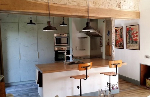 Saint-Philippe-dAiguille House | Bed and breakfast Cottage near Saint-Emilion Bordeaux swimming pool Air Cond