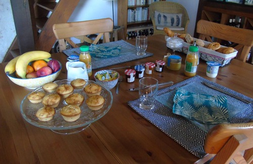 Marigne-Laille House | Bed and breakfast located 5km from the highway