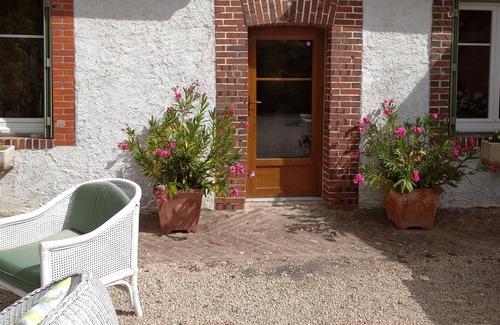 Lanneray House | Bed and breakfast - Farm "La Rouzannerie", in the countryside, for 2 people