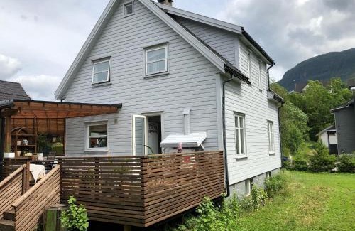 Sauda Bed & Breakfast | Bed and breakfast