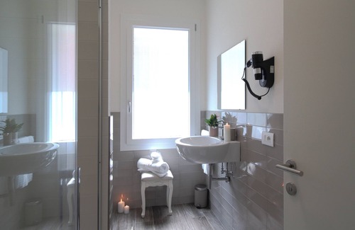 Reggio nell'Emilia House | Bed & Basta