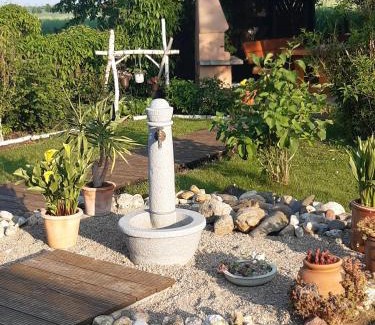 Mucheln House | Bed & Breakfast Birgit Fröhlich