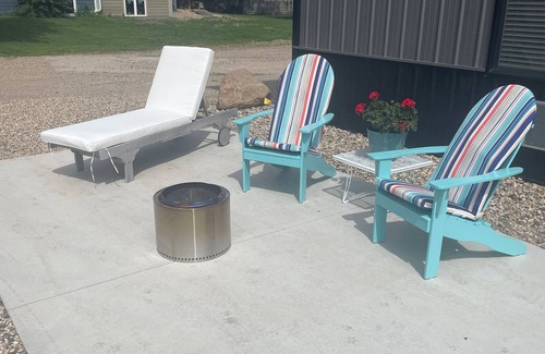 Spirit Lake House | Beds -N- Sheds Unit #1 Ground Level