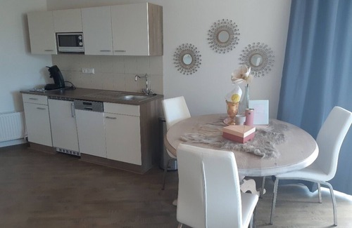 Hoenkoop Apartment | BedStay41 for small Groups and Companies(For long stay 40% discount)