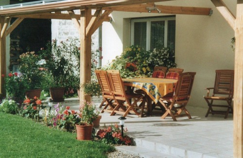 Coucy-les-Eppes House | Bee family cottage, sport, relaxation, hiking, mountain biking, walking