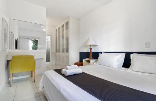 Morro do Maluf Apartment | Beira mar - 3 Suítes - 1 quarto - AC - Serviço de Praia