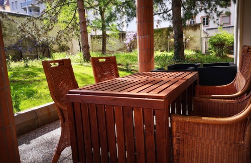 Kable Apartment | Bel Appartement Avec Jardin Privé au Calme