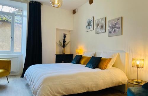 Cremieu Apartment | Bel appartement près des Halles