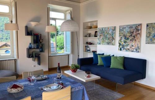 Miasino Apartment | Bellavista in palazzo storico e deliziosa vista lago!