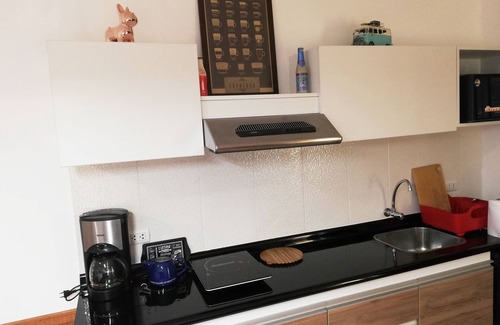 Tejada Alta Apartment | Belle Barranco studio apartment Netflix A/C Heater