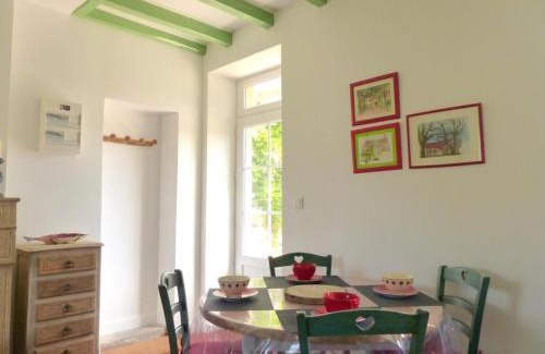 Lurcy-Levis House | Belle longère bourbonnaise rénovée avec jardin et animaux acceptés - FR-1-489-376