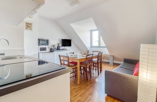 Genos Apartment | Belle Sayette - 200m from the slopes - for 8