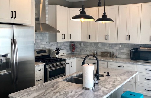 Pinckney House | Belle Vie on Portage Lake great for families or groups of friends