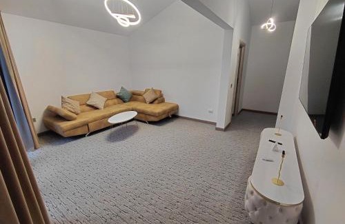 Rasnov Apartment | Bellevue Luxury Apartment