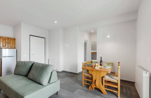 Campi Apartment | Bellevue Modern Apartment 10, Tremosine, Italy