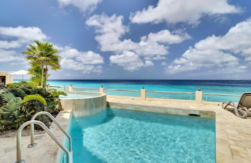 Belnem Apartment | Bellevue Residence #7 - Oceanfront condo