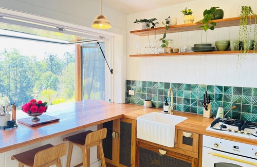 Bellingen Apartment | BellingenMountainViewStudio-private,views,outdoor bath,fire pit,close to town!