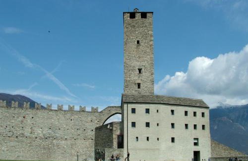 Bellinzona Apartment | Bellinzona Piazza Collegiata