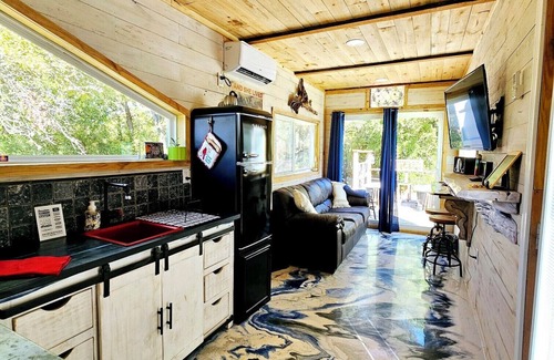 Franklin Cottage | Bent Tree Tiny Cottage.n4 miles to Franklin Ranch. nBaseball/Softball Fields