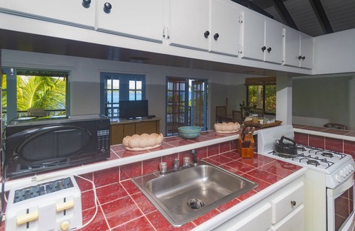 Friendship Resort | Bequia Beachfront Villa Hotel